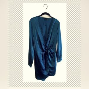 Emerald green plunge Dress!